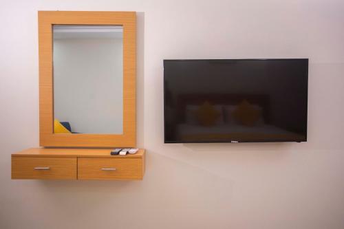 Maati Spaces - Rooms with Kitchen - image 14