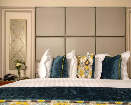 Superior Double Room image 3