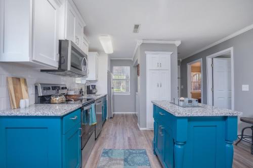 Spring Break Special! By SDC I No Stairs I Lake 13-4