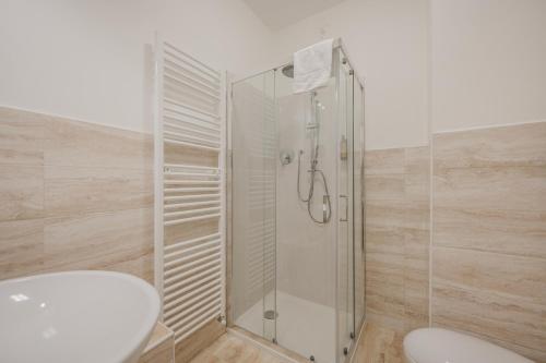 Rialto Suite 707 – Venice, GA