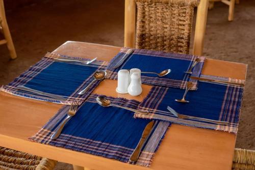 Mara Safari Lodge Kidepo in Kalongo