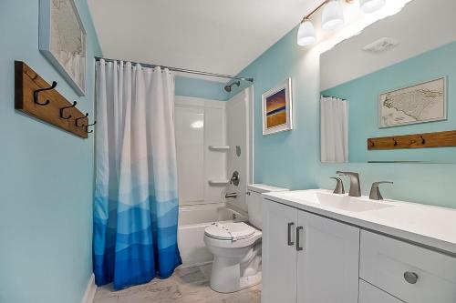 NEW | 4-Bedroom Oceanfront Duplex | Sleeps 13 | Direct Beach Access – North Myrtle Beach, SC
