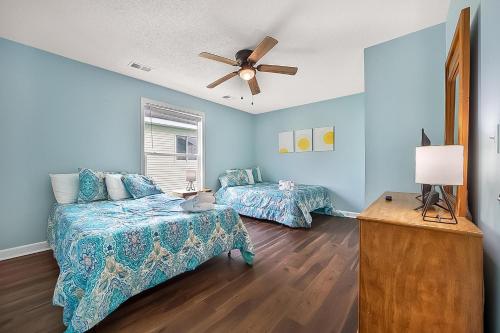 NEW | 4-Bedroom Oceanfront Duplex | Sleeps 13 | Direct Beach Access