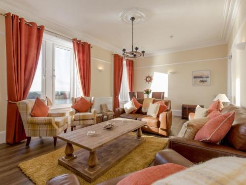 Holiday Home Portpatrick House by Interhome in Портпатрік