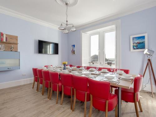 Holiday Home Portpatrick House by Interhome in Портпатрік