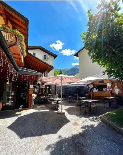 Hotel Coeur Du Village 4