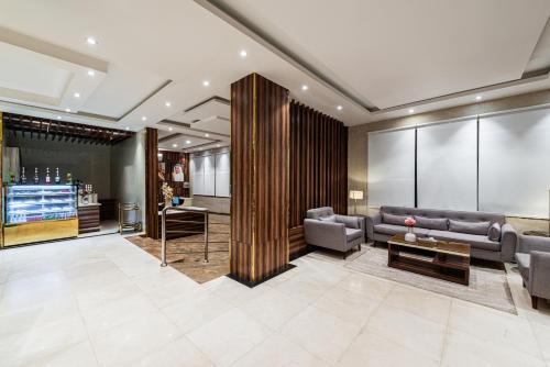 Vestíbulo, Al Qasr Hotel Suites, Abha in Anqarah