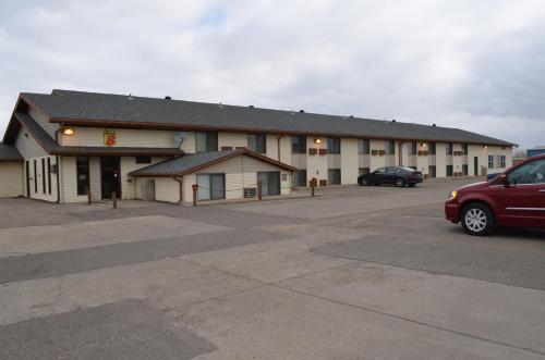 . Super 8 by Wyndham Devils Lake