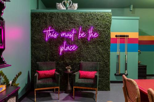 Belmont Family Fun w Hot Tub Pool Game Room King Suite Belmont Family Fun w Hot Tub Pool Game Room King Suite