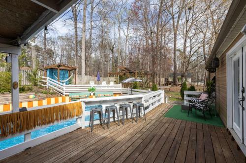 Belmont Family Fun w Hot Tub Pool Game Room King Suite Belmont Family Fun w Hot Tub Pool Game Room King Suite