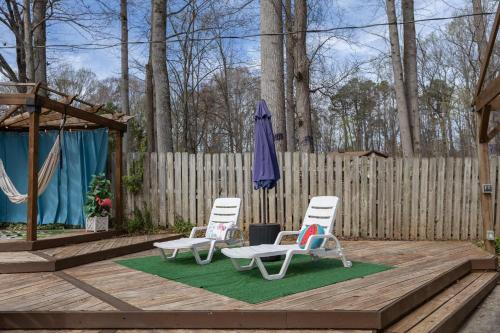 Belmont Family Fun w Hot Tub Pool Game Room King Suite Belmont Family Fun w Hot Tub Pool Game Room King Suite