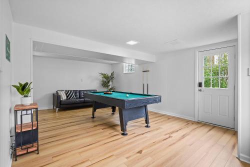 Modern and Spacious House Pittsburgh in Pittsburgh, USA