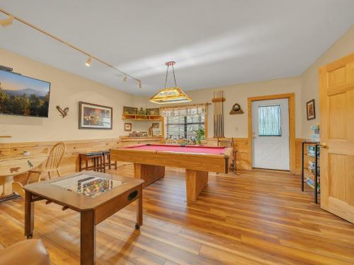 ER107 - Smoky Mountain Charm - Great Location! Close To Town! cabin - image 5