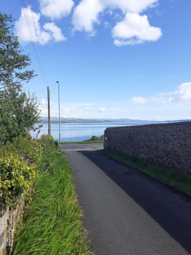 Apkārtne, The Snug a cosy, quirky detached cottage with sea views in Innellan