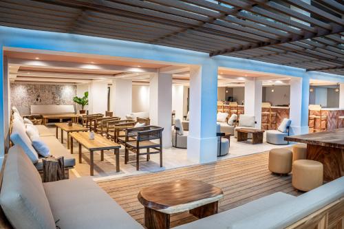 Lia Hotel Jaco in Jaco