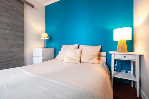 Charming Apartment in heart of Paris - image 9
