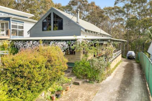 Hazel beach house - 4mins to beach 20min to Broulee in Moruya