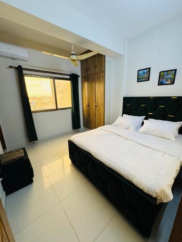 2 Bedrooms Deluxe Apartment Islamabad-HS Apartments - image 2