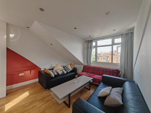 3 bedroom spacious flat near central London - image 10