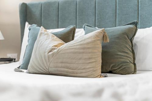 Spacious Suite in Leeds fst WIFI Spacious Suite in Leeds fst WIFI