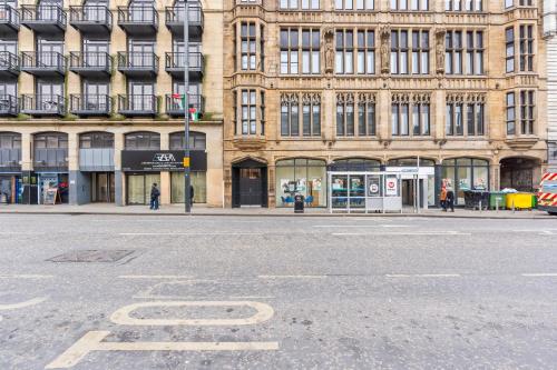 Hidden Gem in the Heart of the City Hidden Gem in the Heart of the City