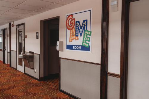 Clarion Inn - image 2