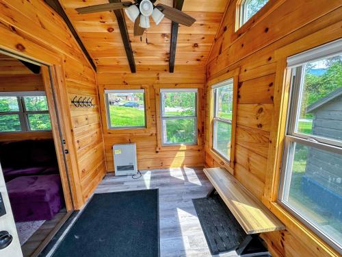 Tiny Home Topline - image 12