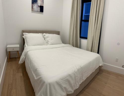 Modern, New 3 bed, 2 bath Apt near Manhattan