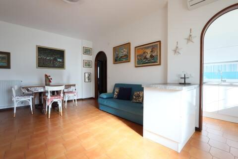 ModernShore - Garden Hideaway in 亞得里亞海的阿爾巴