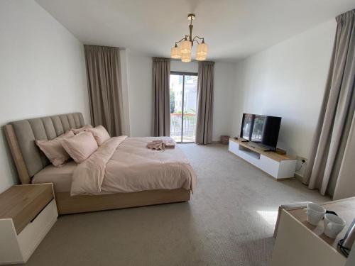 Dinar - villa master bedroom, Abu Dabi