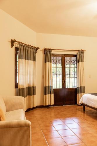 Casa Jacarandas - Serenity and Panoramic Views in Tlalixtac