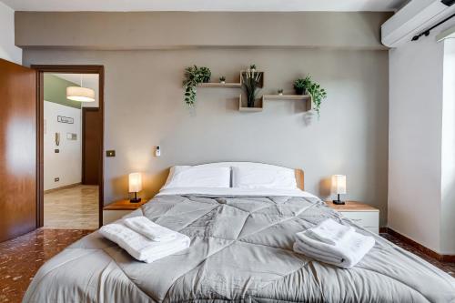 Near Metro A - Modern Boho Style Apartment, Roma (foto 2)