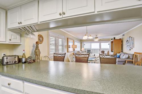 Amelia South condo - image 12