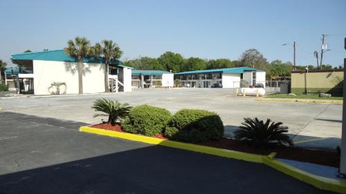 Western Inn - Pensacola - 숙소 외관