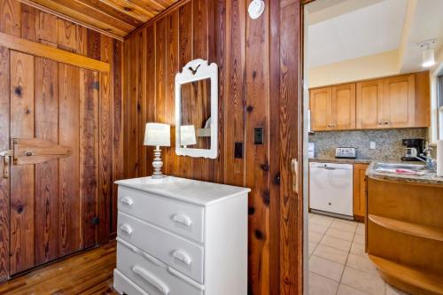1180 South Fletcher - image 10