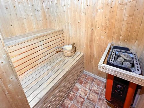 桑拿, star holiday home in gol in 高爾