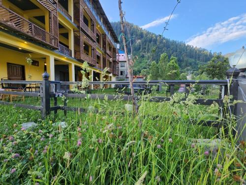 Bono Riverside Apartments in Naran