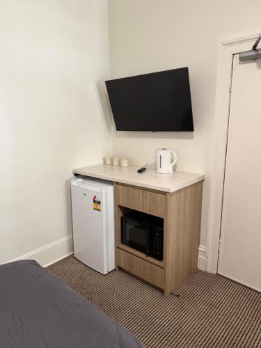 room detail thumbnail 0