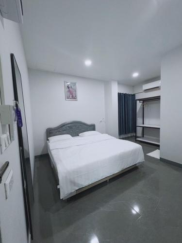 S9 Hotel Samutsakhon เอสไนน์โฮเทล สมุทรสาคร in 龍仔厝府