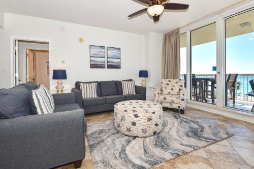 Silver Beach Towers E402