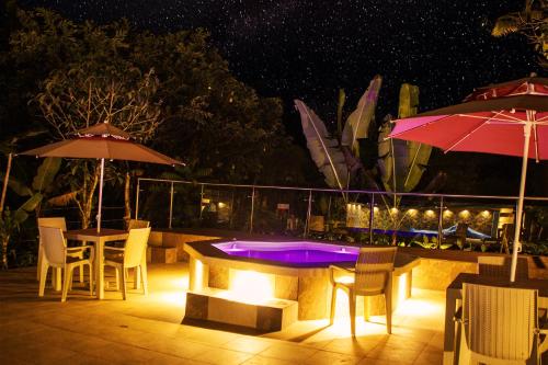 Hot tub, Hosteria los Cedros de Mindo in Mindo