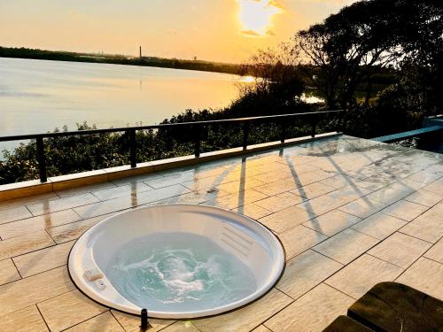 Изглед, the 478 -pool & spa- Miyakojima Luxury Villa in Yonaha Beach