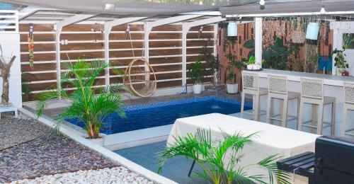 Garden, The Twin Hanger Cabin A in Hermosa