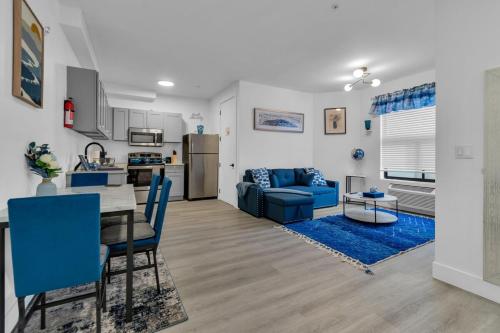 Blue Bliss Indoor Pool, FREE Parking, Near NYC