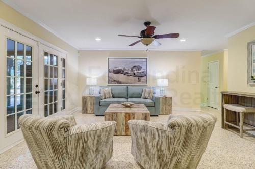 223 Lighthouse Circle home
