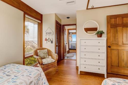 1298 South Fletcher - image 12