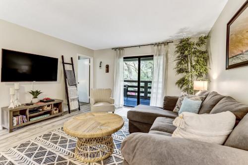 3E Amelia Landings condo