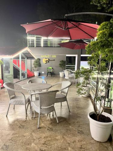 Hadley Inn (Hotel in Kasauli) in Dharampur