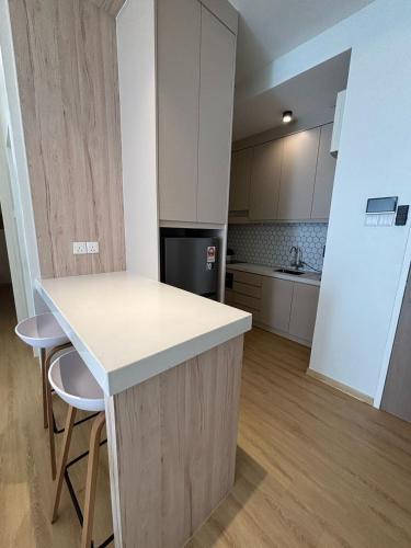 Comfy Stay Near Aman Central with Infinity Pool Comfy Stay Near Aman Central with Infinity Pool