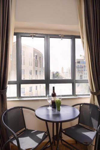 Mamilla view URBAN - Boutique hotel – Jerusalem, CA